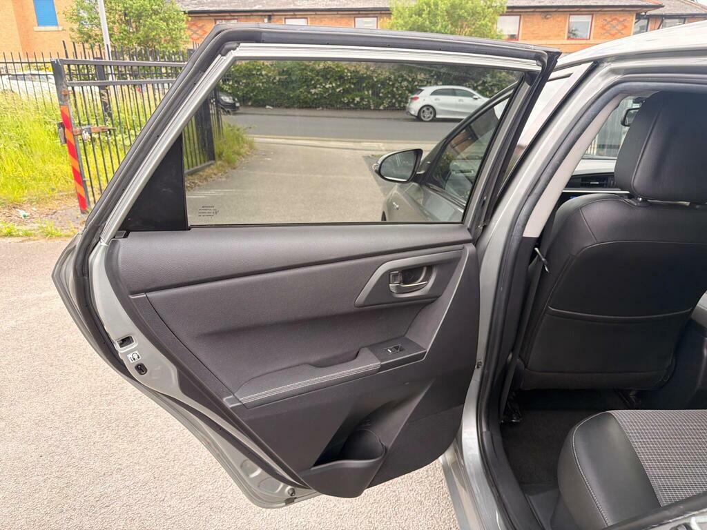 Toyota Auris 1.2T Icon Black #18