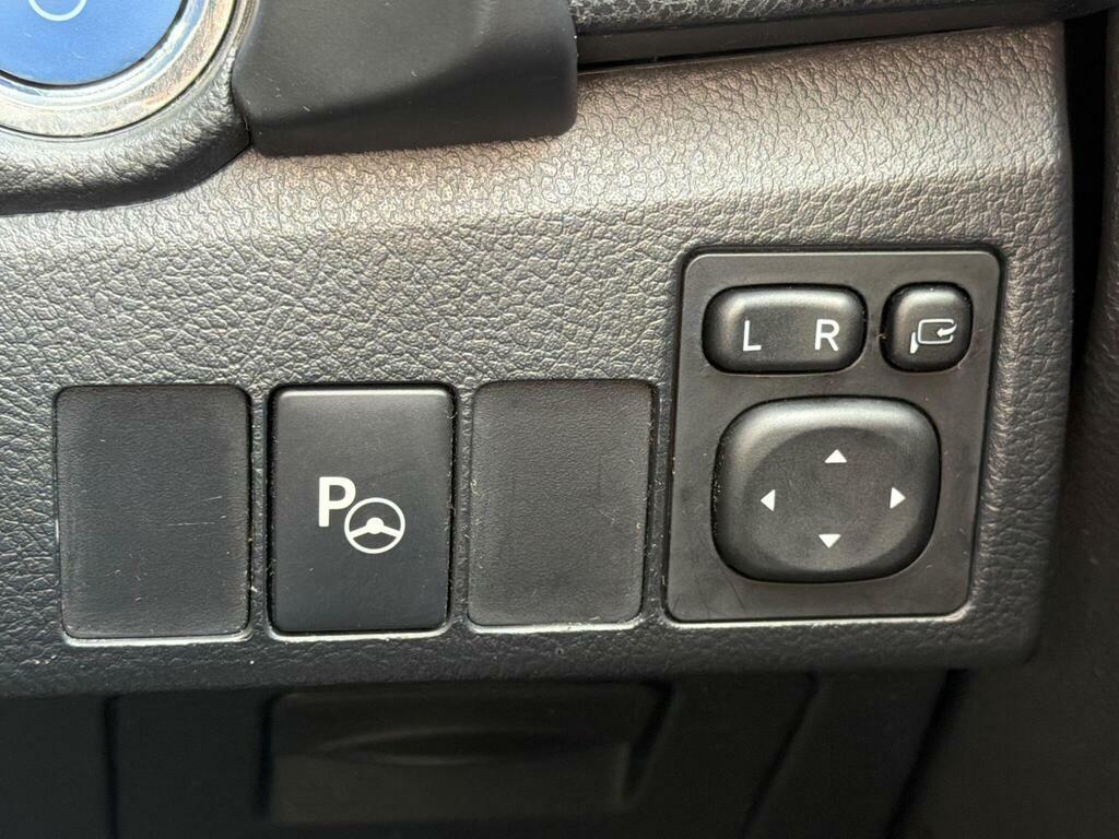 Toyota Auris 1.2T Icon Black #40
