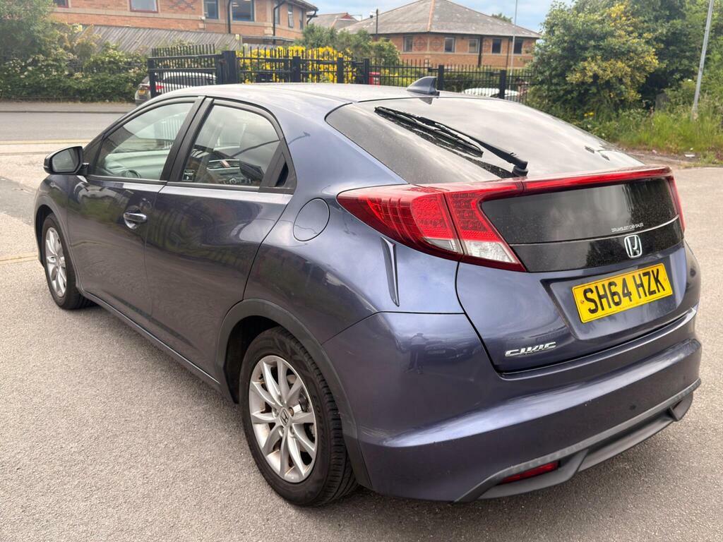 Honda Civic 1.8 I-vtec Ex Gt 5-Door Black #8
