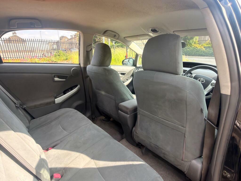 Toyota Prius Vvt-i T3 Red #22