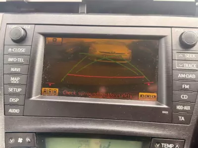 Toyota Prius 1.8 10Th Anniversary Vvt-i 99 Bhp Black #26