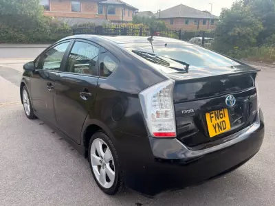 Toyota Prius 1.8 10Th Anniversary Vvt-i 99 Bhp Black #6