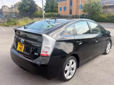 Toyota Prius 1.8 10Th Anniversary Vvt-i 99 Bhp Black #8