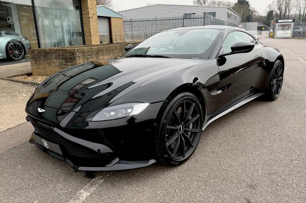 Aston Martin Vantage 4.0 V8 Euro 6 LF19BCV Black