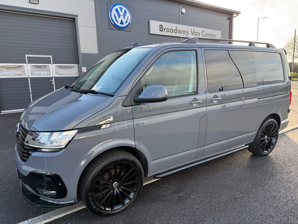 Volkswagen Transporter 2.0 Tdi 150 6 Speed 6 Seat Kombi Highline Dies BD70JTV Grey