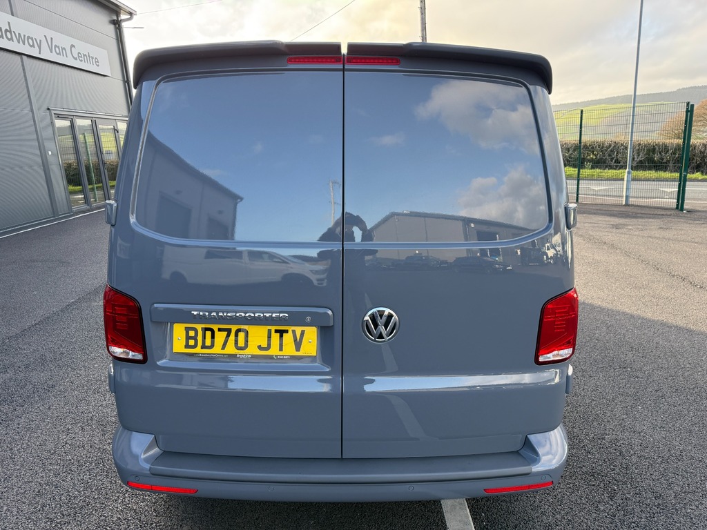 Volkswagen Transporter 2.0 Tdi 150 6 Speed 6 Seat Kombi Highline Dies BD70JTV Grey #5