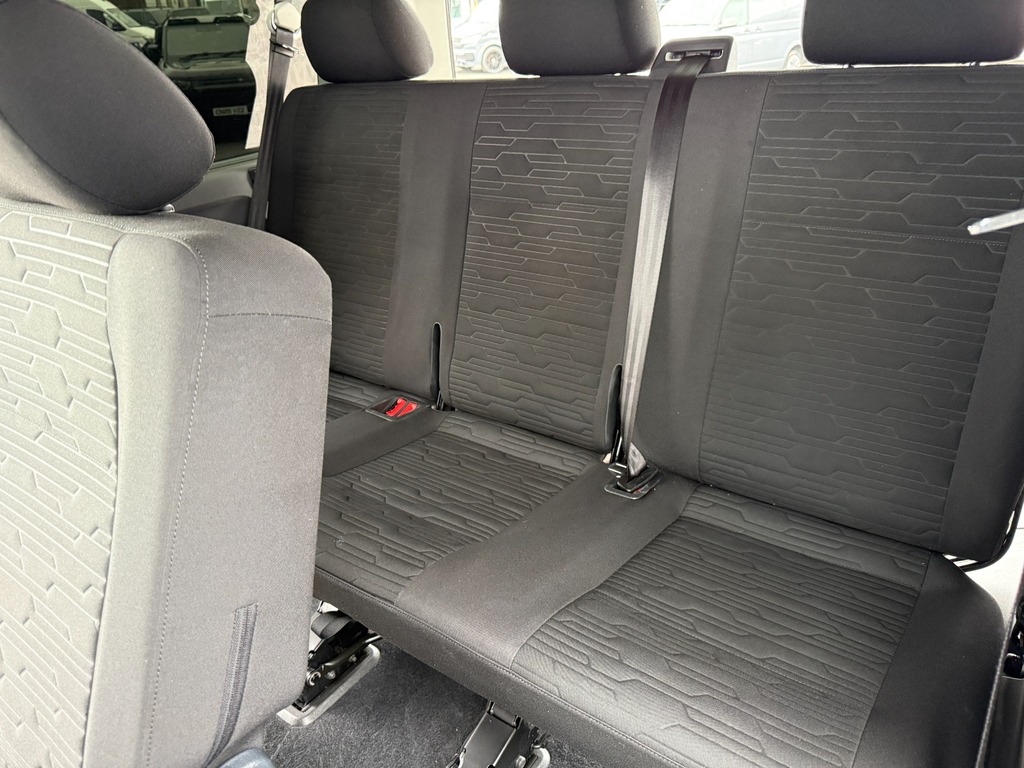 Volkswagen Transporter Shuttle 2.0 Tdi Se 150 7 Speed Dsg Swb In Starlight B Blue #4