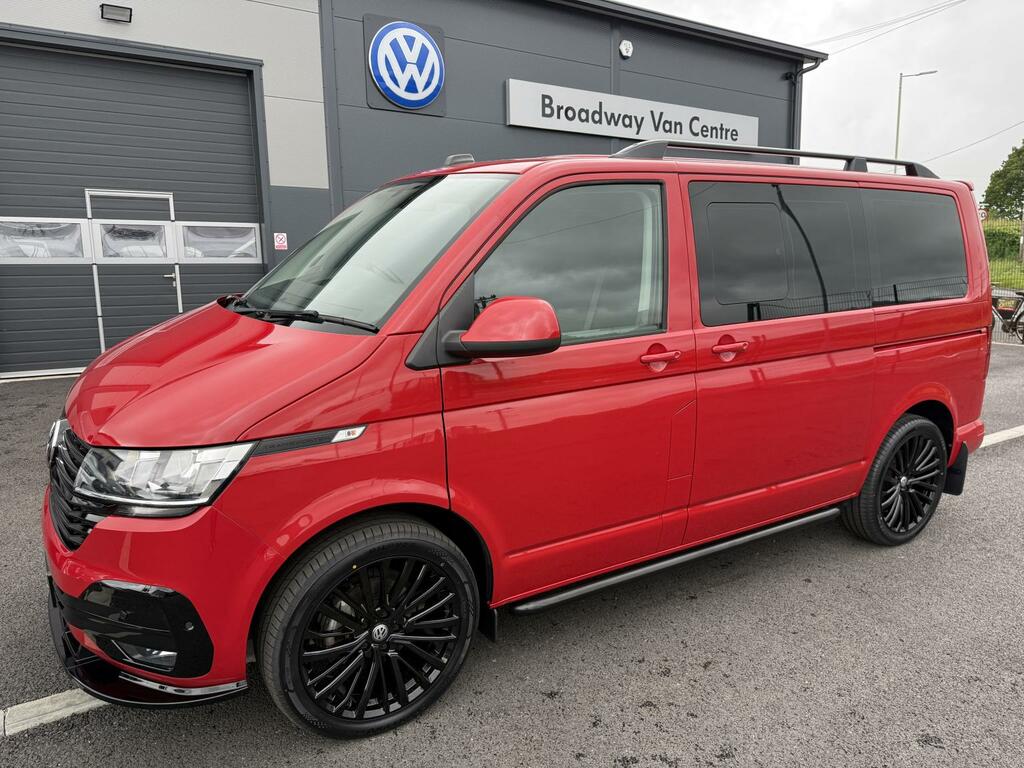 Volkswagen Transporter Shuttle 2.0 Tdi Se 150 7 Speed Dsg Swb In Red