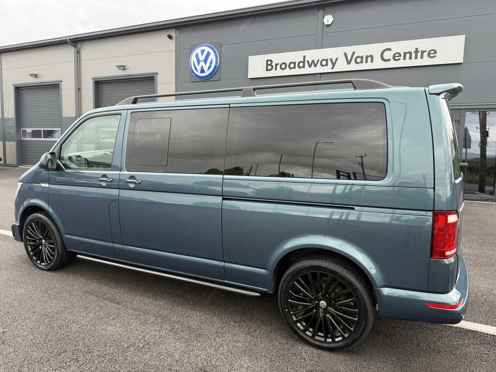 Volkswagen Caravelle Se Tdi 150 7 Speed Dsg Bluemotion Tech Se Mpv Green #5