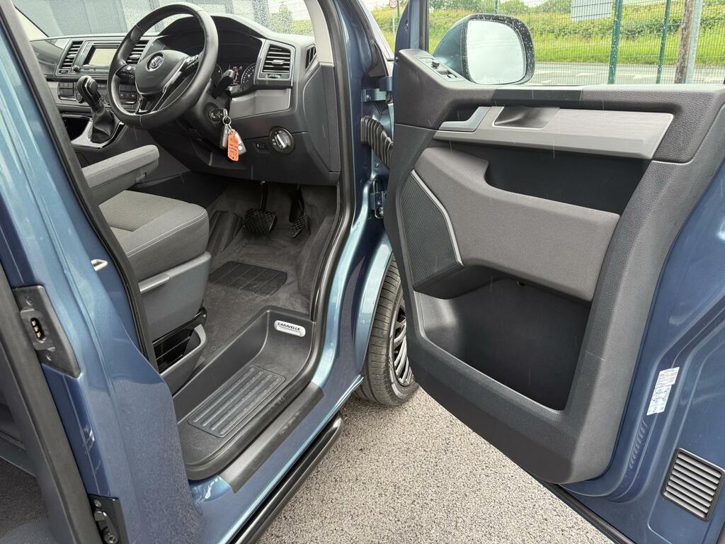 Volkswagen Caravelle 2.0 Tdi Bluemotion Tech Executive Mpv D Grey #15