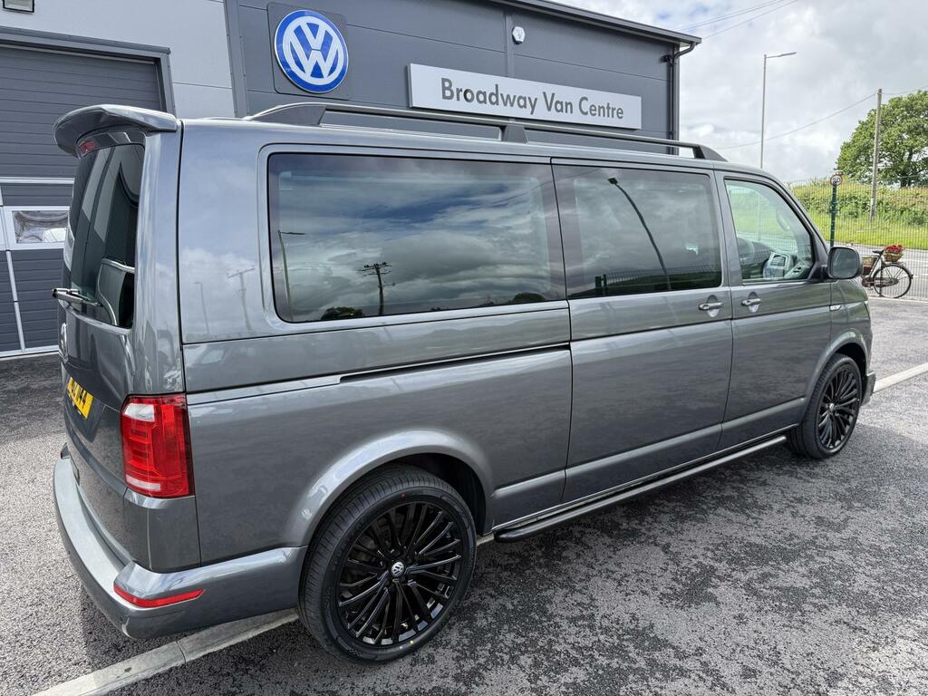 Volkswagen Transporter Shuttle 2.0 Tdi Bluemotion Tech S 150 7 Speed Dsg Lwb Grey #5