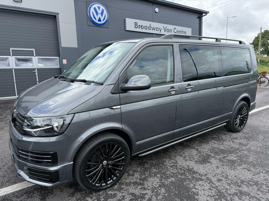 Volkswagen Transporter Shuttle 2.0 Tdi Bluemotion Tech S 150 7 Speed Dsg Lwb Grey