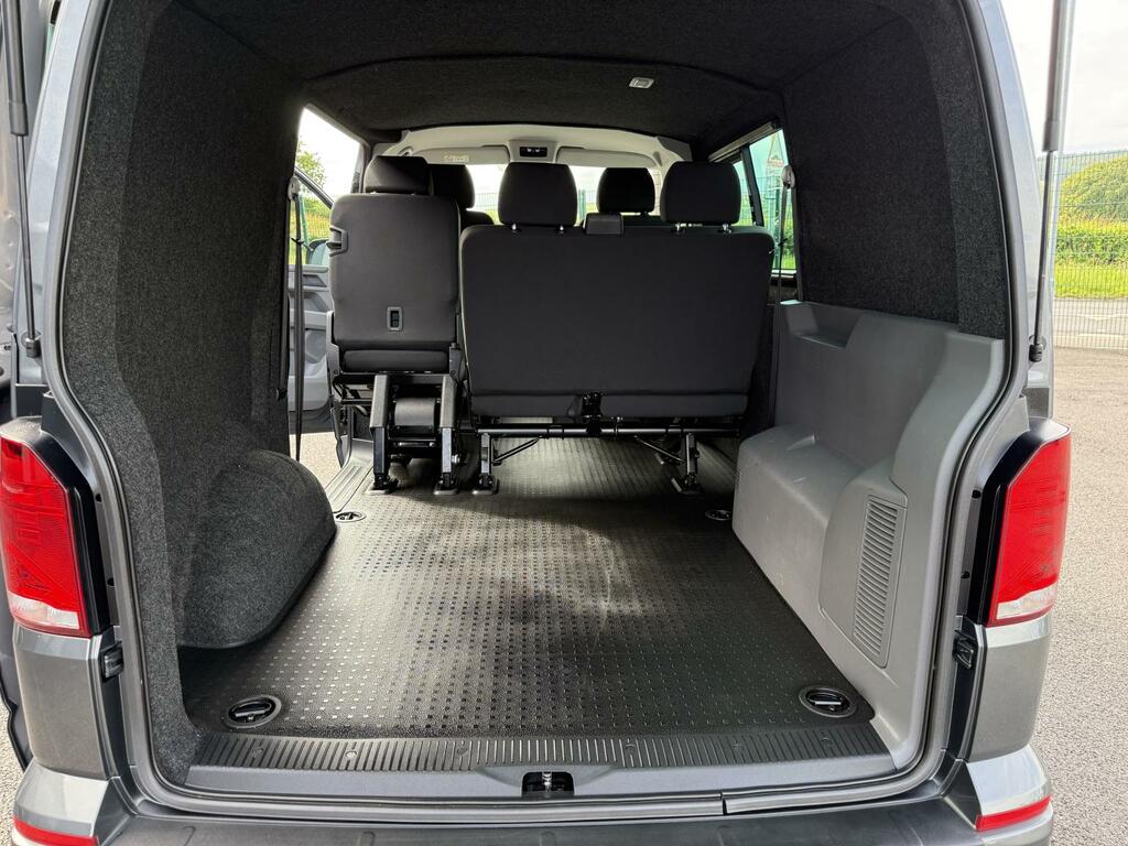 Volkswagen Transporter 2.0 Tdi 150 7 Speed Dsg 5 Seat Kombi Highline Grey #3