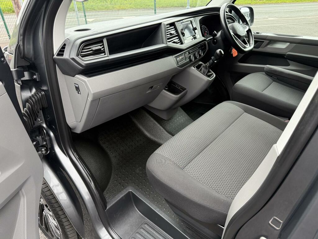 Volkswagen Transporter 2.0 Bitdi 204 Highline Kombi Van 4Motion Dsg 204 Grey #16