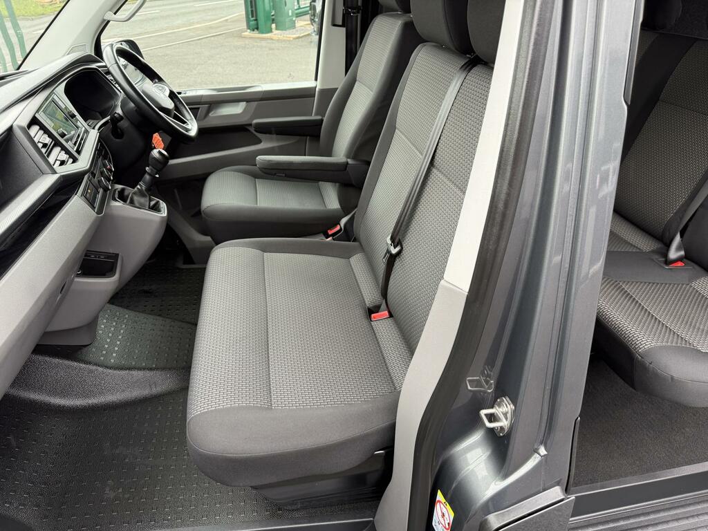 Volkswagen Transporter 2.0 Bitdi 204 Highline Kombi Van 4Motion Dsg 204 Grey #15