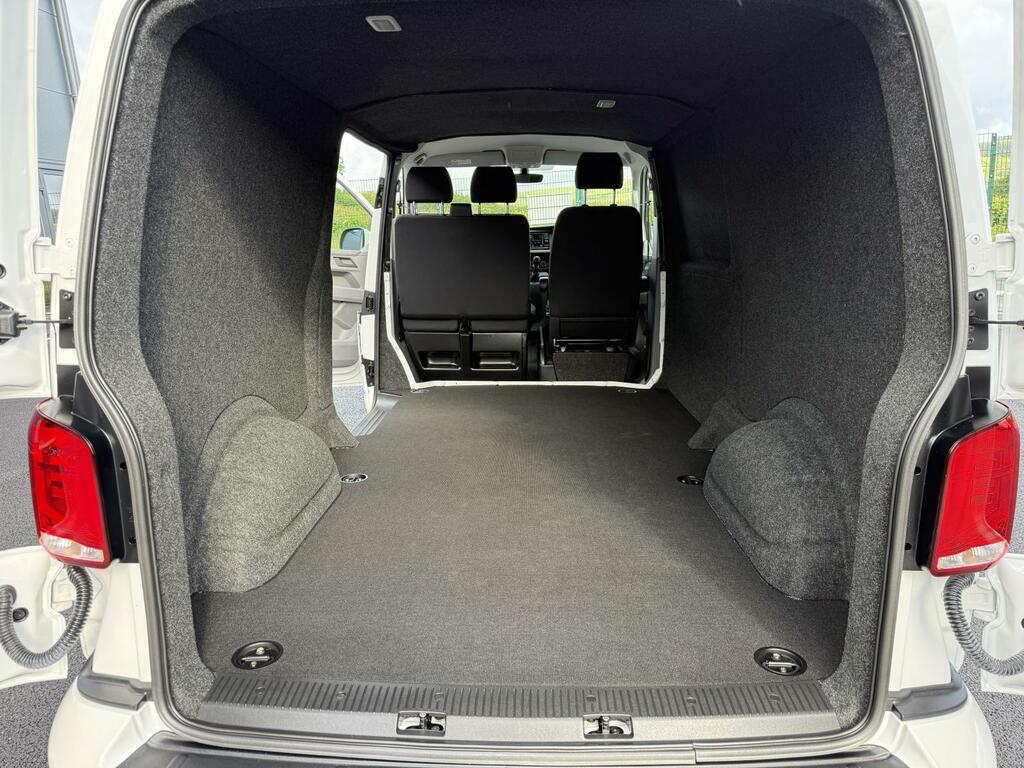 Volkswagen Transporter 2.0 Tdi 150 6 Speed Highline Panel Van KO23OFW White #4