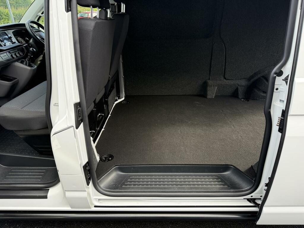 Volkswagen Transporter 2.0 Tdi 150 6 Speed Highline Panel Van KO23OFW White #3