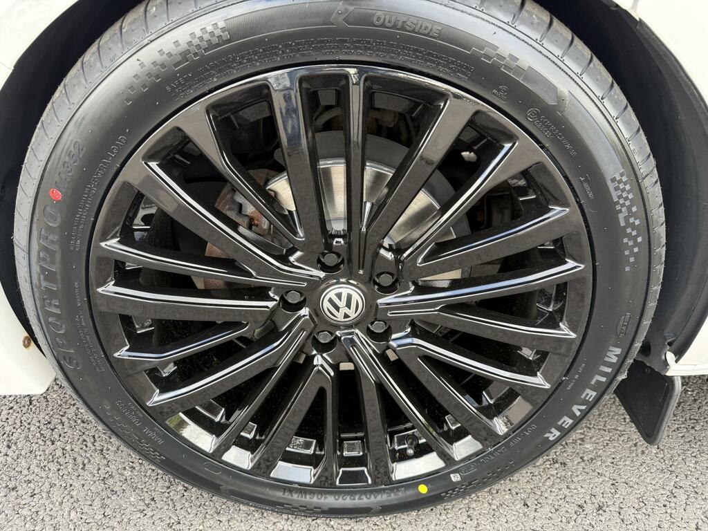 Volkswagen Caravelle Grey #32
