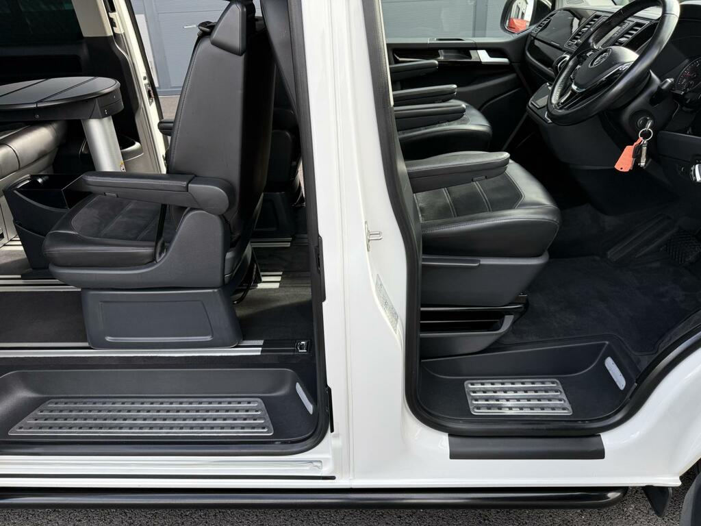 Volkswagen Caravelle Grey #20