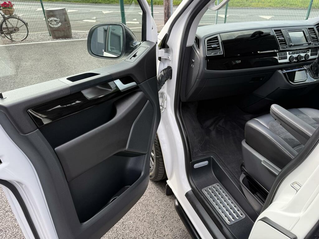 Volkswagen Caravelle Grey #24