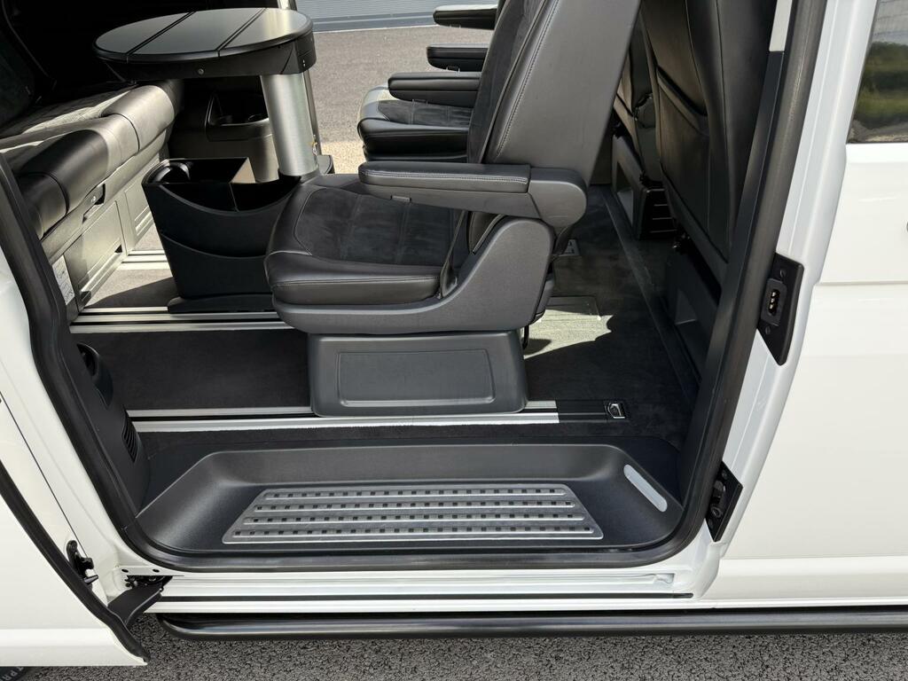 Volkswagen Caravelle Grey #21