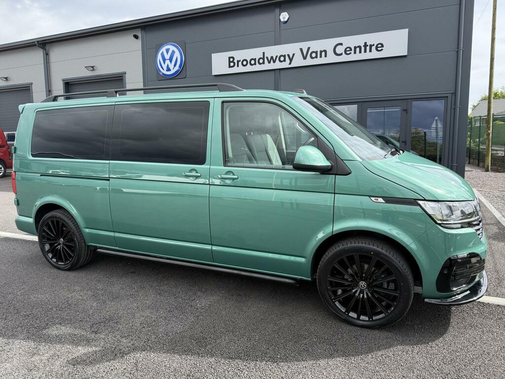 Volkswagen Transporter Shuttle 2.0 Tdi Se 150 7 Speed Dsg Lwb In Green #2