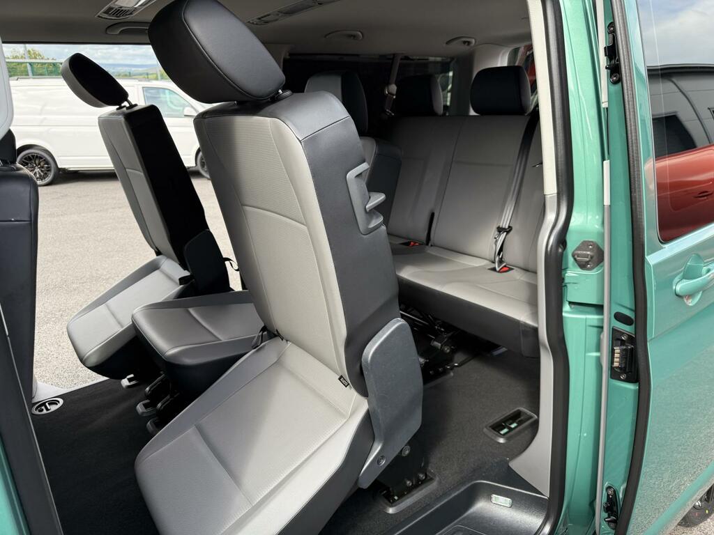 Volkswagen Transporter Shuttle 2.0 Tdi Se 150 7 Speed Dsg Lwb In Green #4