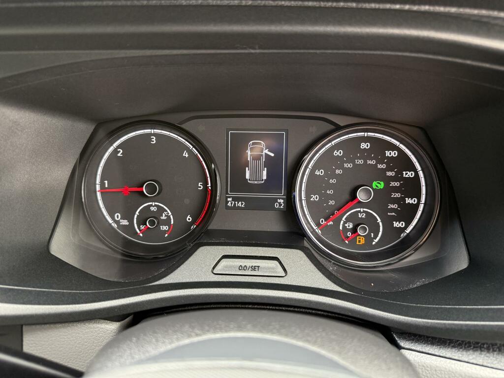 Volkswagen Transporter Shuttle Se Grey #26