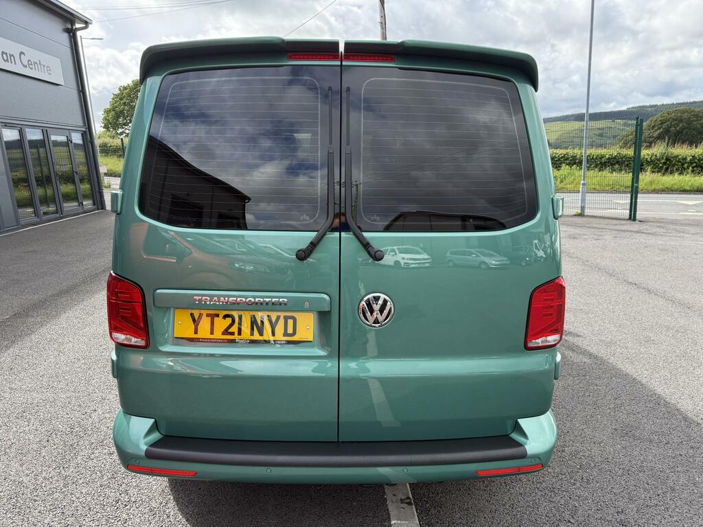 Volkswagen Transporter Shuttle 2.0 Tdi Se 150 7 Speed Dsg Lwb In Green #5