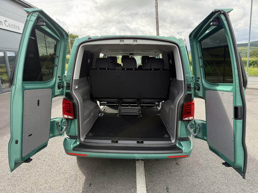 Volkswagen Transporter Shuttle Se Grey #13