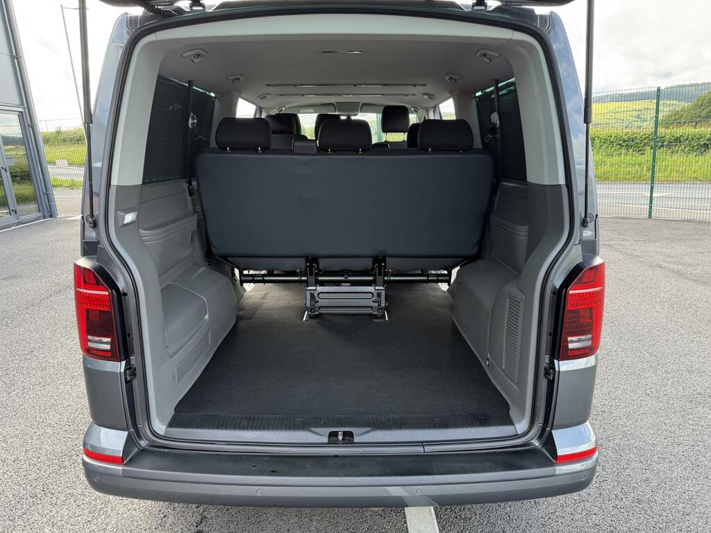 Volkswagen Transporter Shuttle Shuttle Se Tdi Black #11