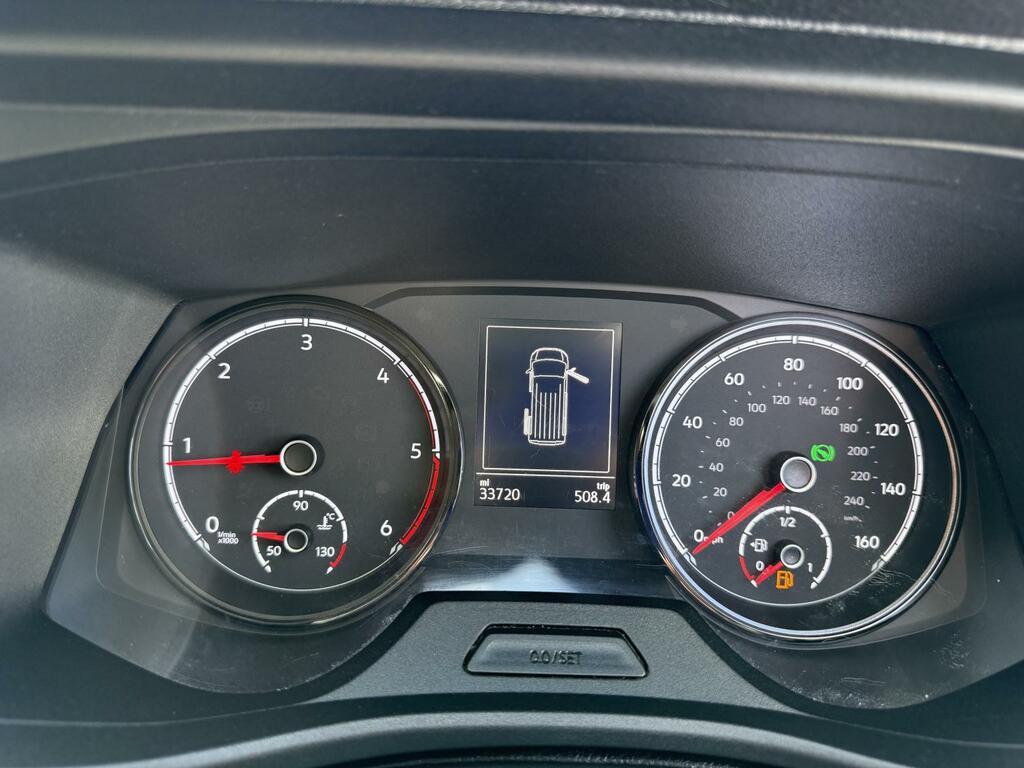 Volkswagen Transporter Shuttle Shuttle Se Tdi Black #26