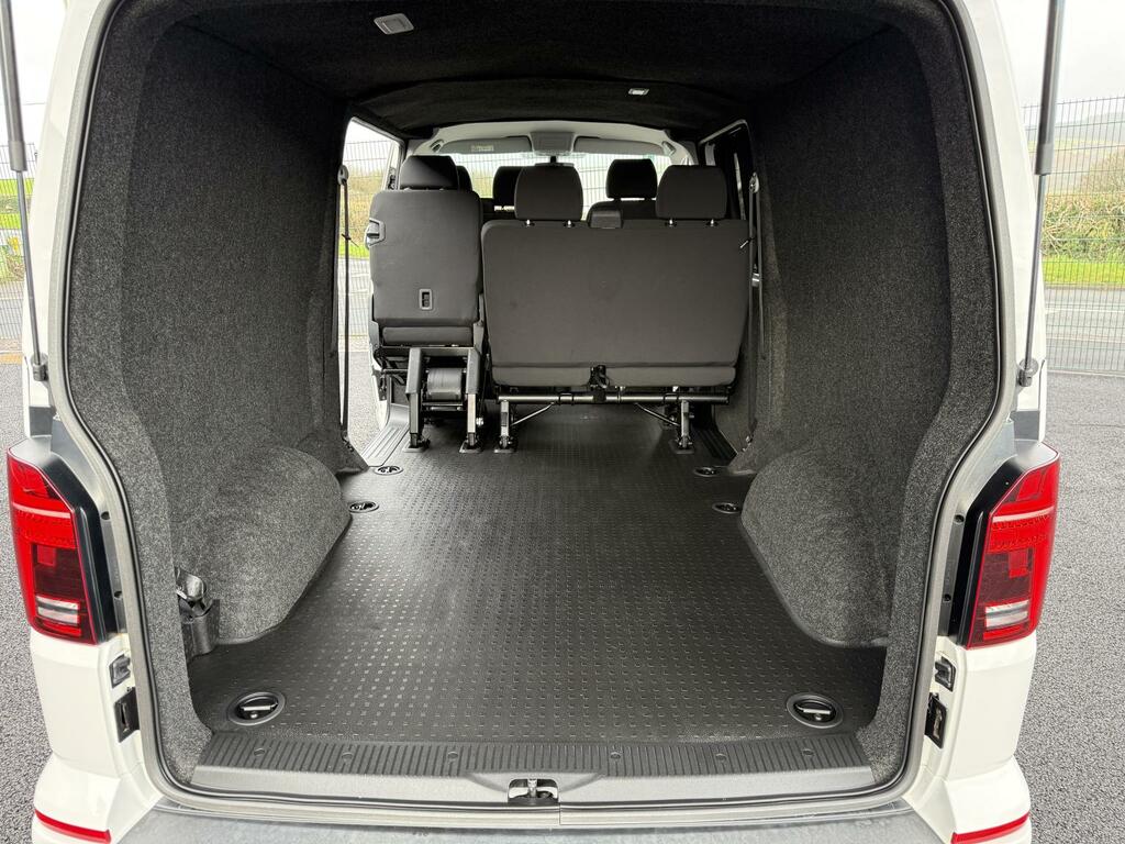 Volkswagen Transporter 2.0 Bitdi 204 7 Speed Dsg 6 Seat Kombi Highli White #4