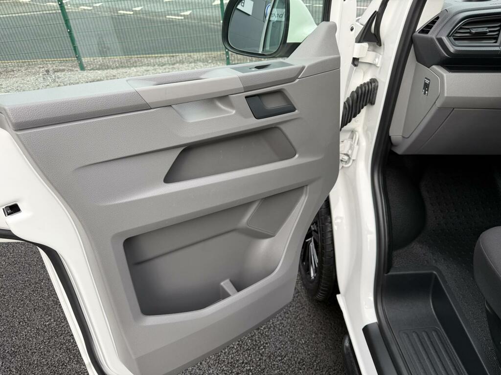 Volkswagen Transporter Mpv Grey #14