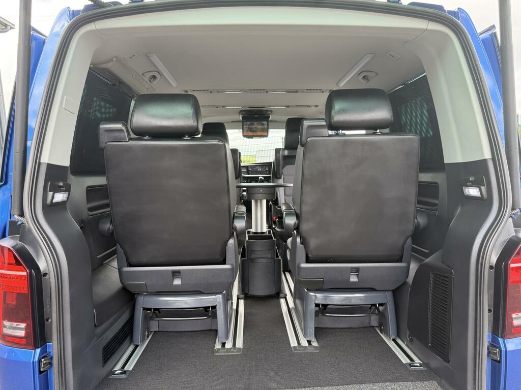 Volkswagen Caravelle Caravelle Executive Tdi Red #10