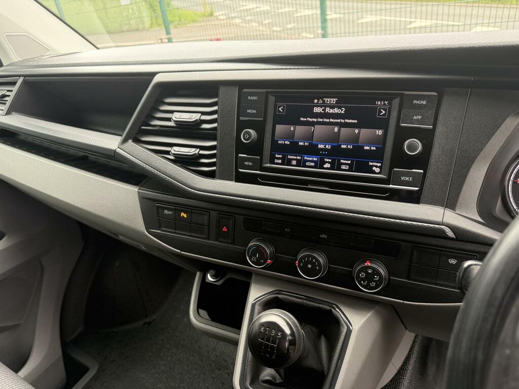 Volkswagen Transporter Mpv Grey #21