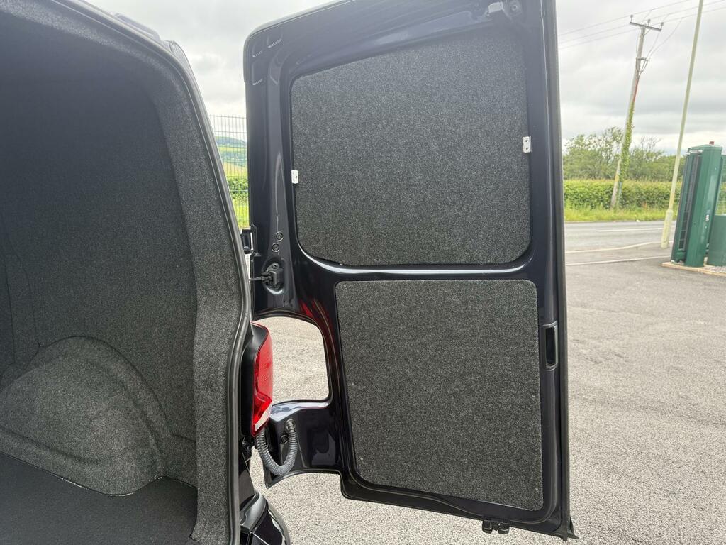 Volkswagen Transporter Mpv Grey #16