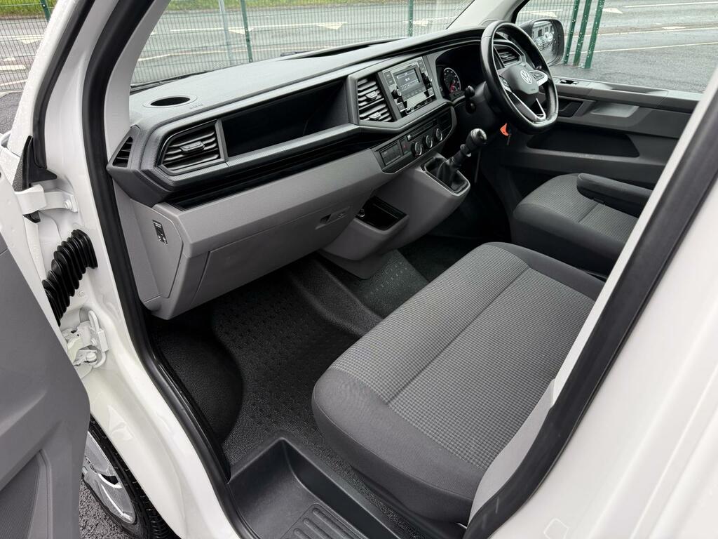 Volkswagen Transporter T32 Panel Van Highline Swb 150 Ps 2.0 Tdi 7Sp Dsg Black #12