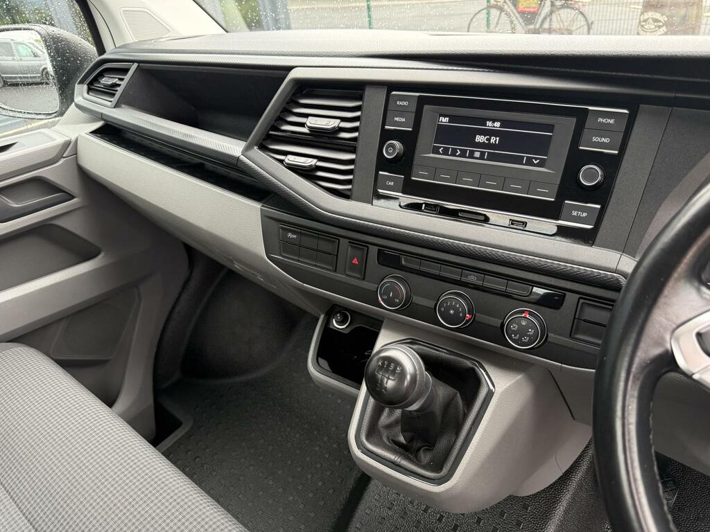 Volkswagen Transporter T32 Panel Van Highline Swb 150 Ps 2.0 Tdi 7Sp Dsg Black #19