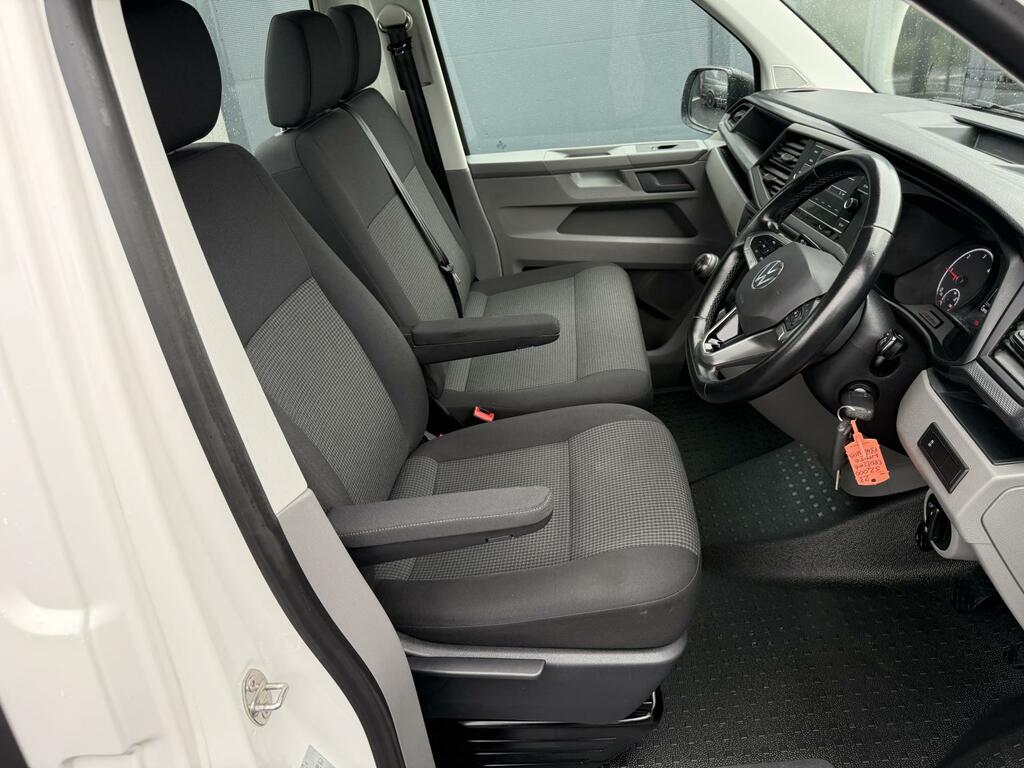 Volkswagen Transporter T32 Panel Van Highline Swb 150 Ps 2.0 Tdi 7Sp Dsg Black #15