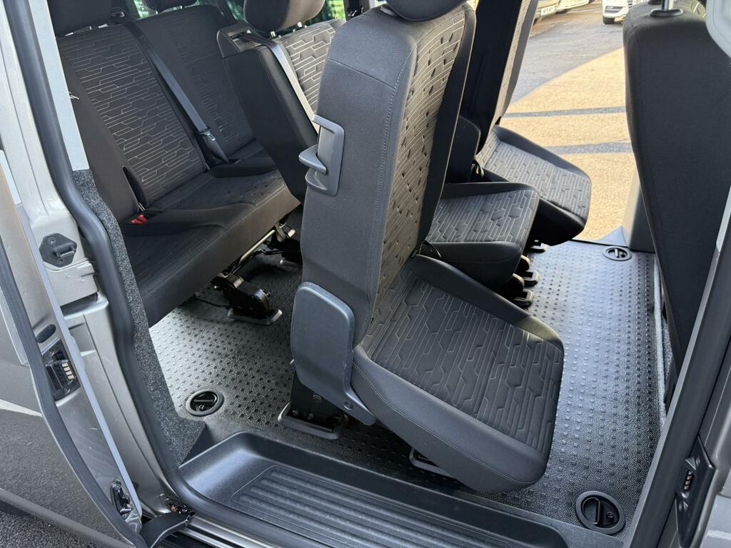 Volkswagen Transporter Shuttle Shuttle 2.0 Tdi Se Dsg Euro 6 150Ps Grey #16
