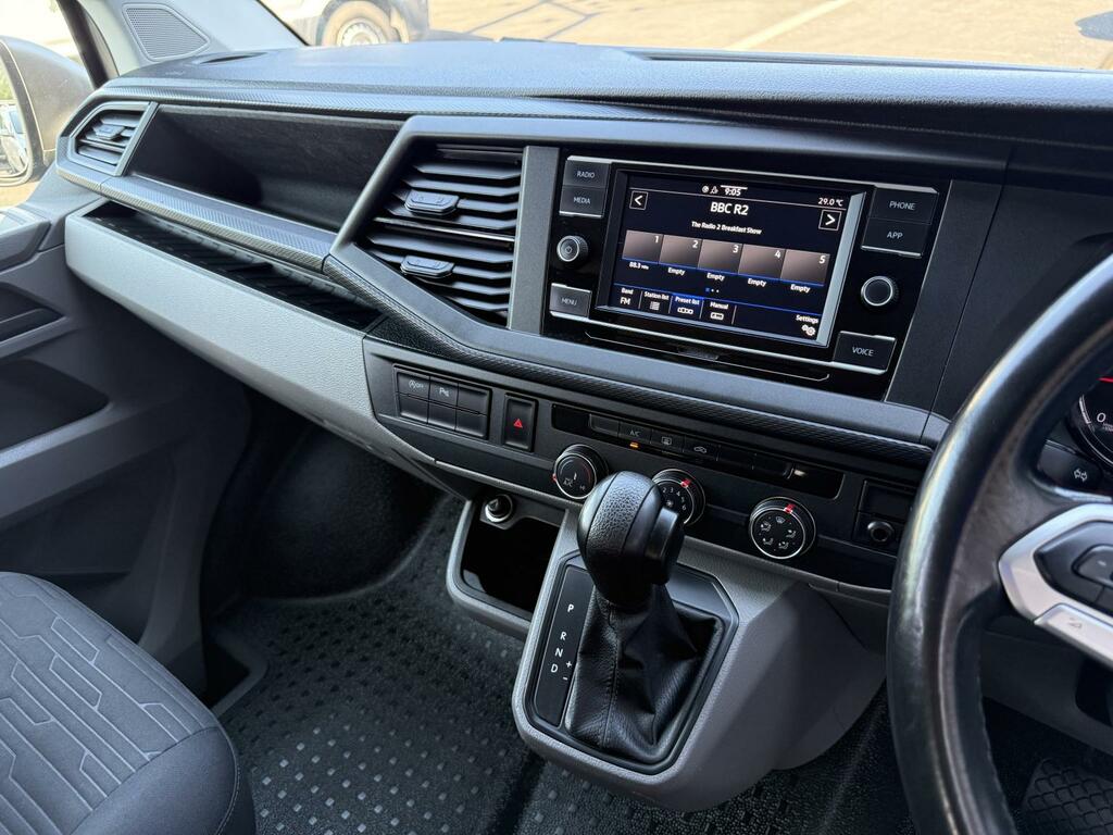 Volkswagen Transporter Shuttle Shuttle 2.0 Tdi Se Dsg Euro 6 150Ps Grey #23