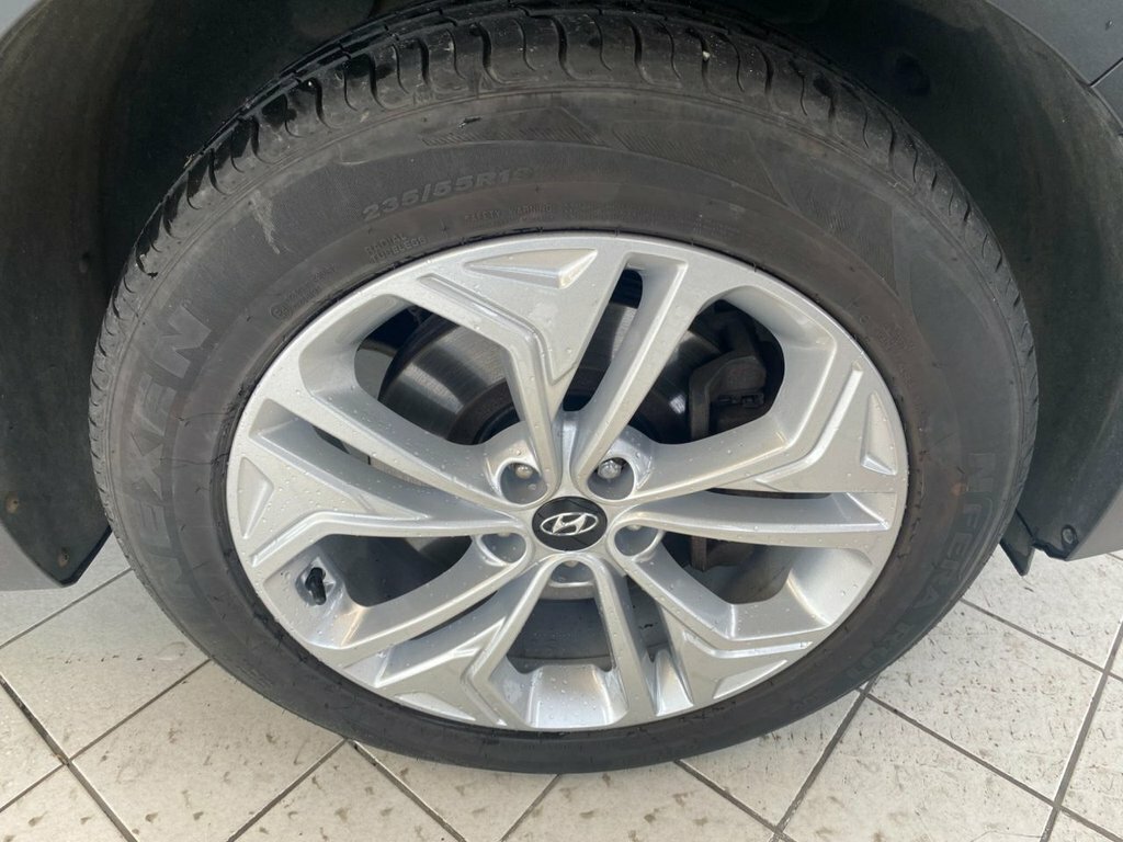 Hyundai Santa Fe 2.2L Premium Se YY69HUU Black #4