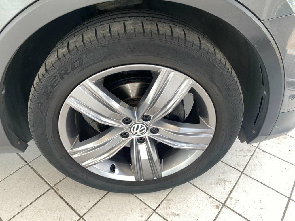 Volkswagen Tiguan 2L Match YY69ONJ Grey #4