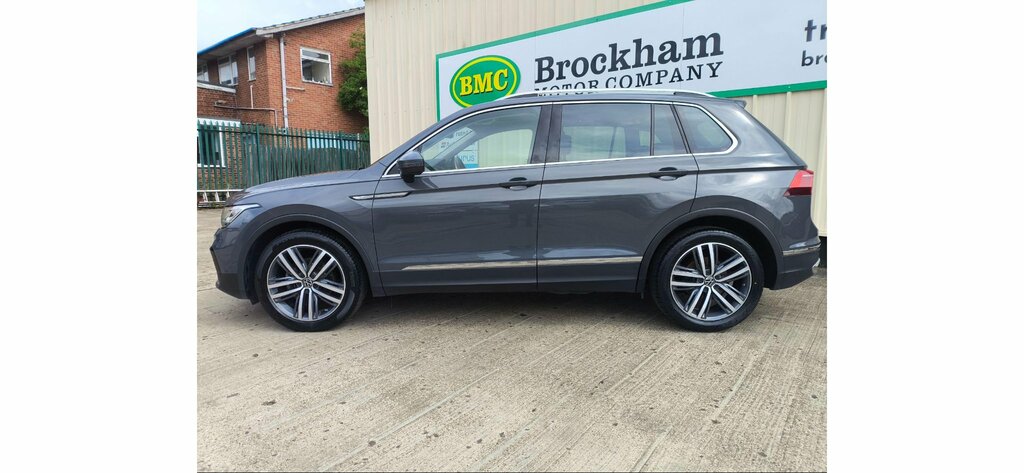 Volkswagen Tiguan 2.0 Tdi Elegance Dsg Euro YF71LWR Grey #4