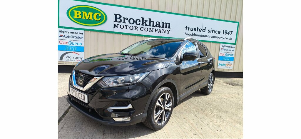 Nissan Qashqai 1.2 Dig-t N-connecta Euro 6 GY18CZD Black