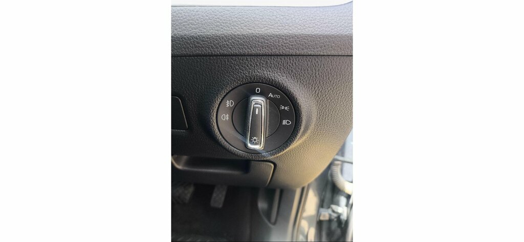 Skoda Superb 1.4L Se Technology White #18