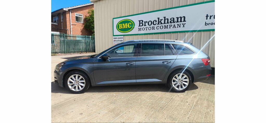 Skoda Superb 2.0 Tdi Se Technology Dsg Grey #4