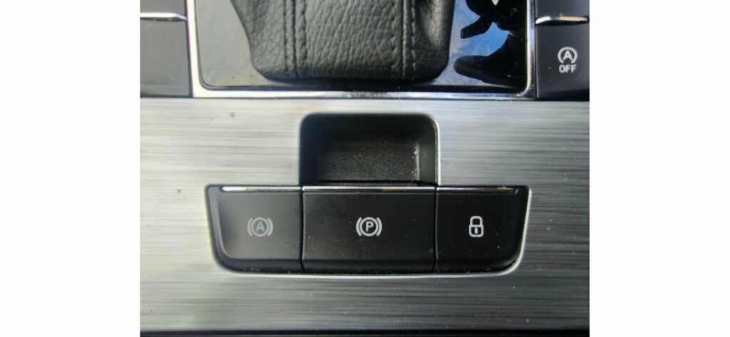 Skoda Superb 1.4L Se Technology White #28