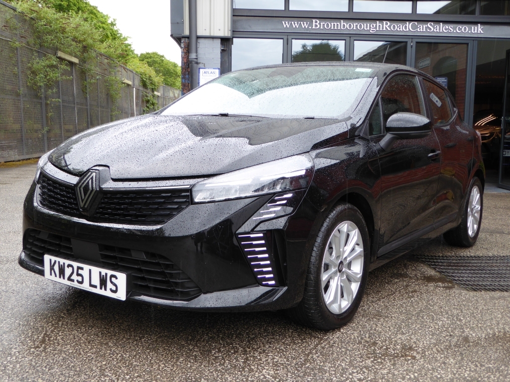 Renault Clio 1.6 Evolution E-tech Black